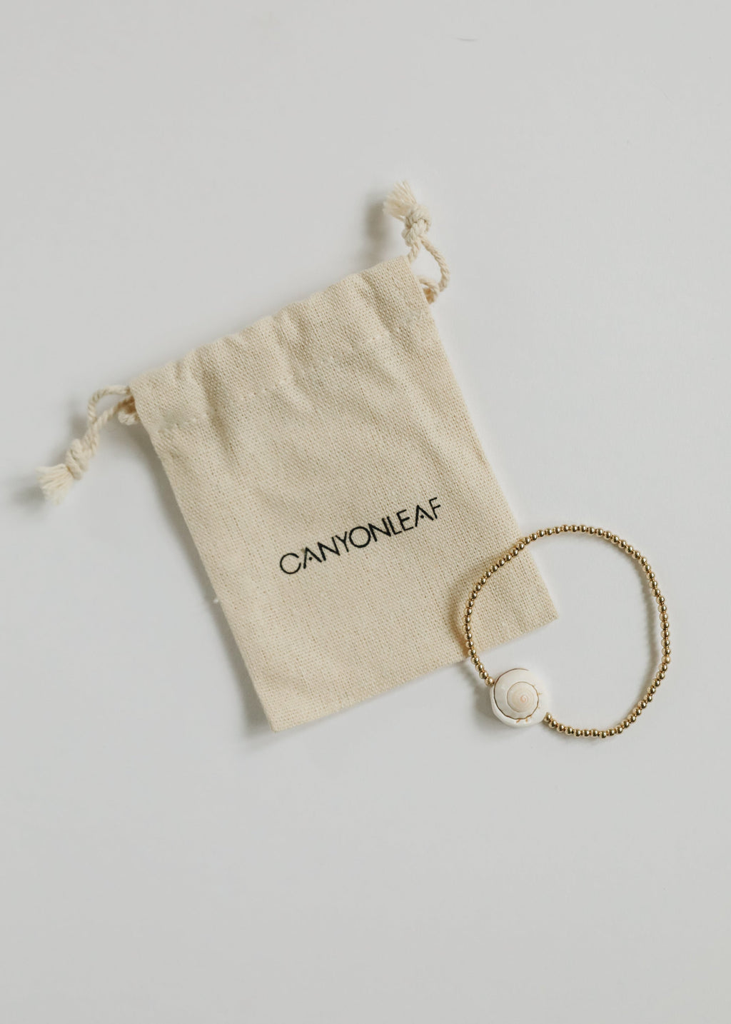 Dainty 14K Gold Filled + Sea Shell || Stretch Anklet or Bracelet