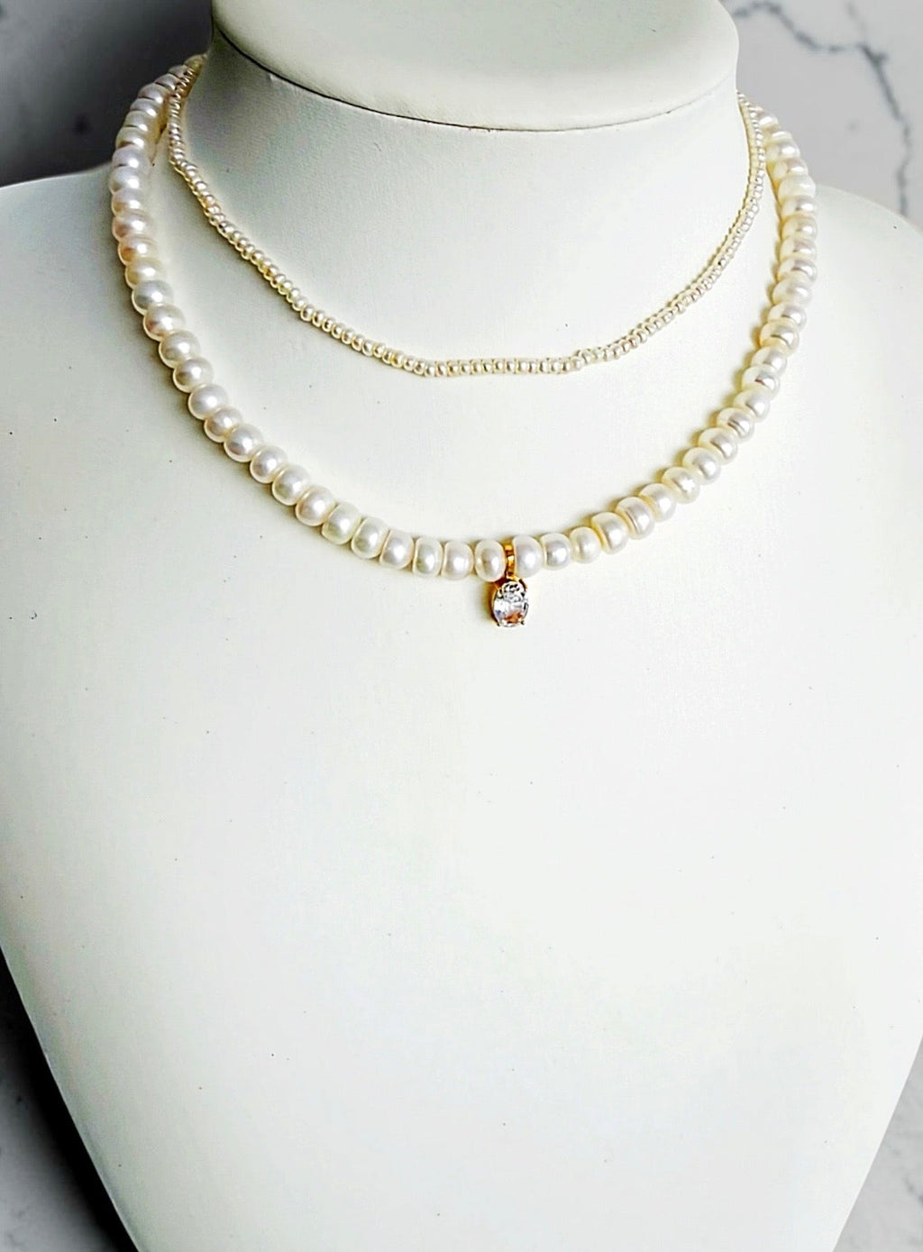 Ann mini pearls choker necklace