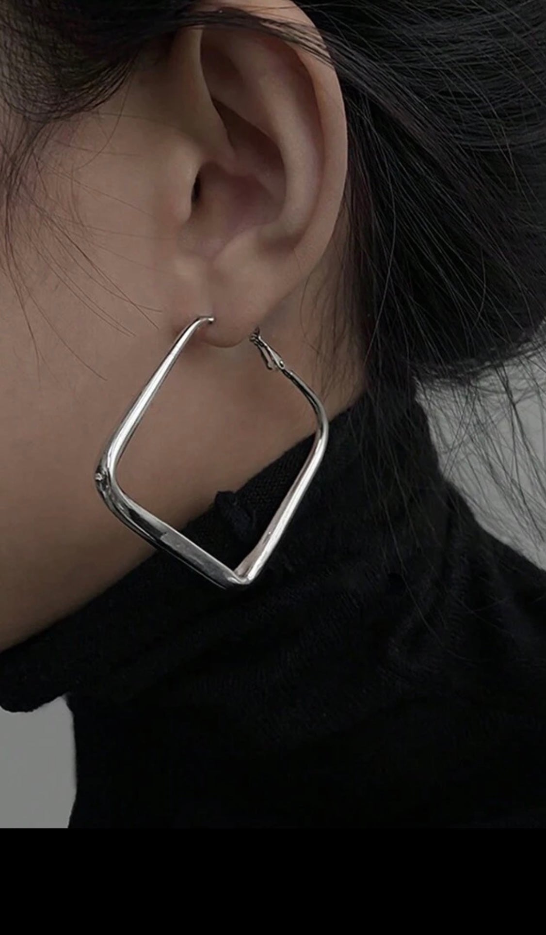 The Everyday Statement Hoop Square - Gold or Silver