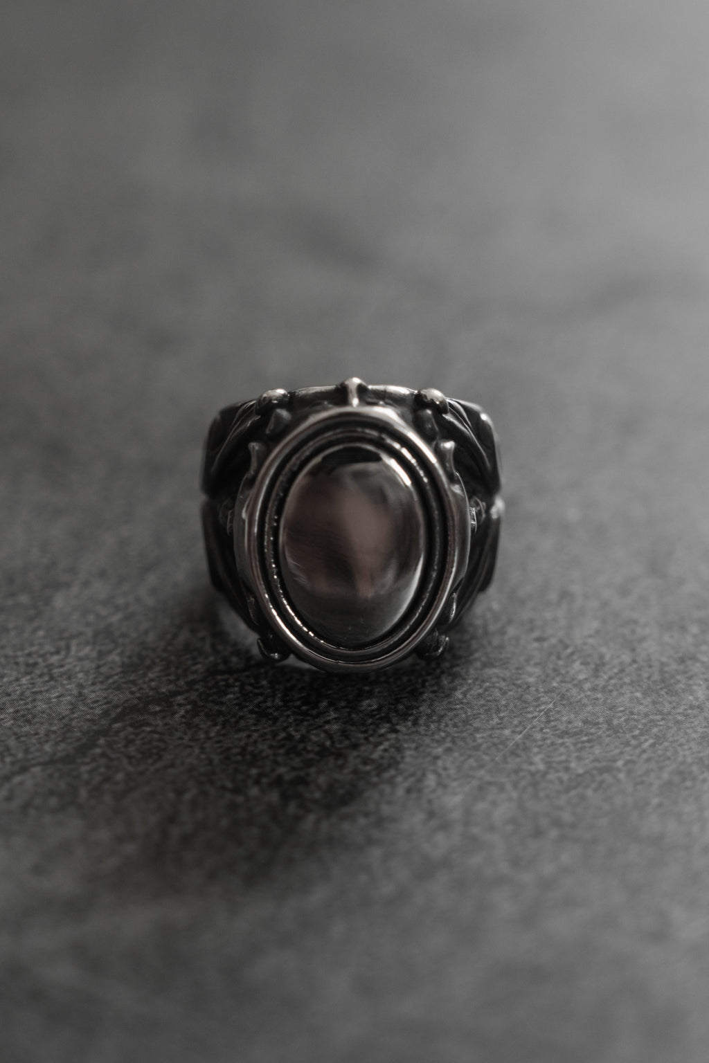 No Face Ring
