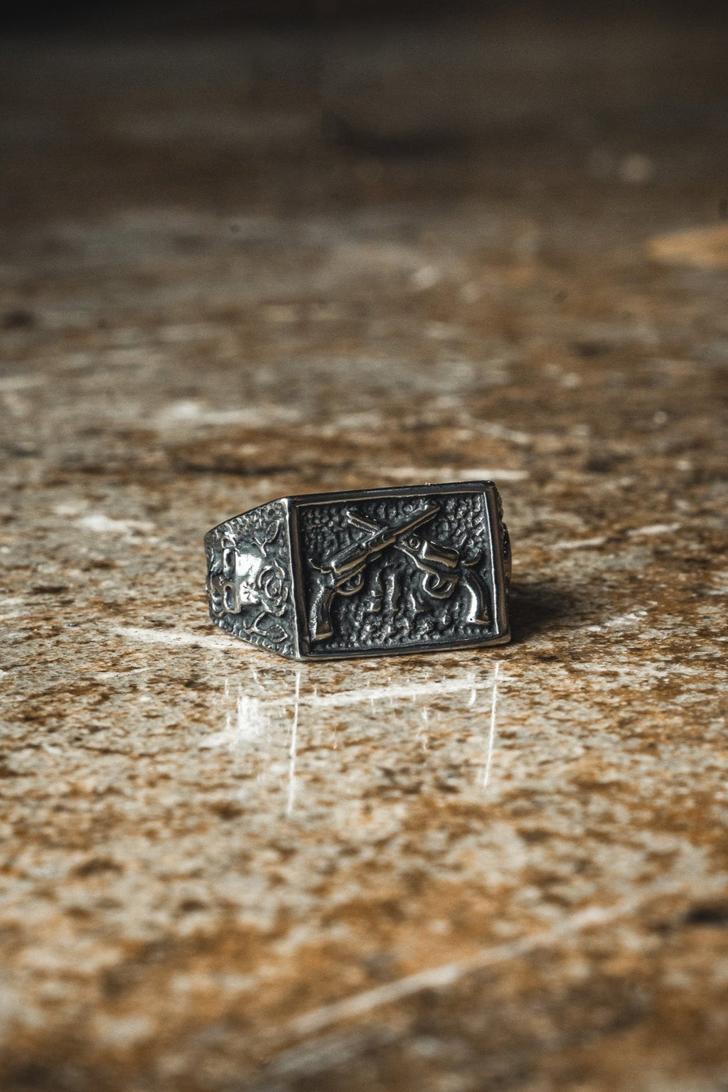 Dead or Alive Ring