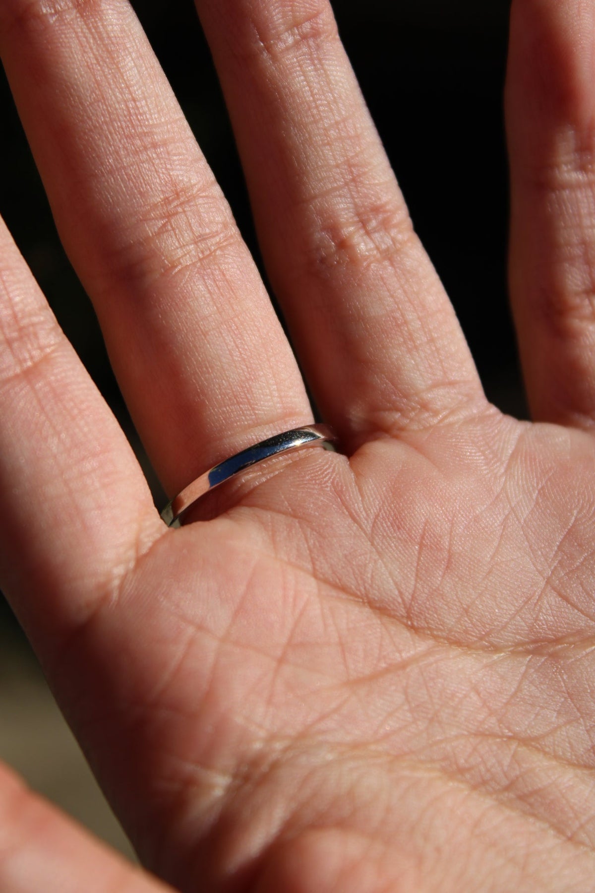 1.8mm Moissanite V Curve Ring in 925 Sterling Silver