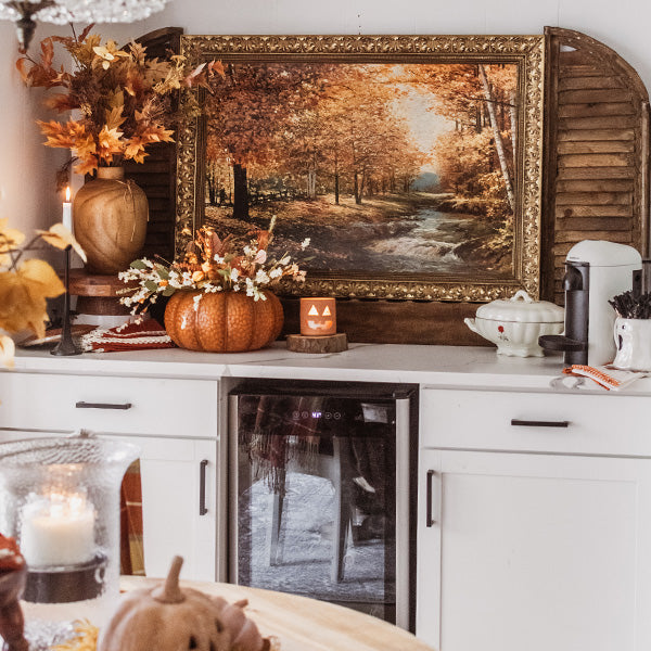 Indoor/Outdoor Metal Pumpkin with Lid