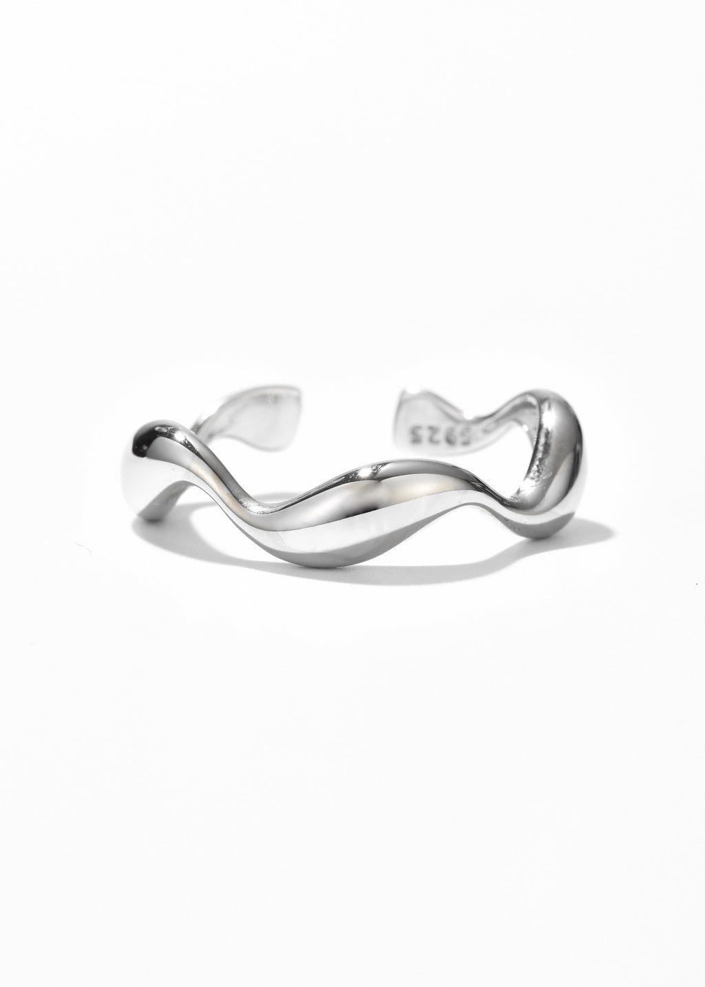 Wavy Twisted Ring