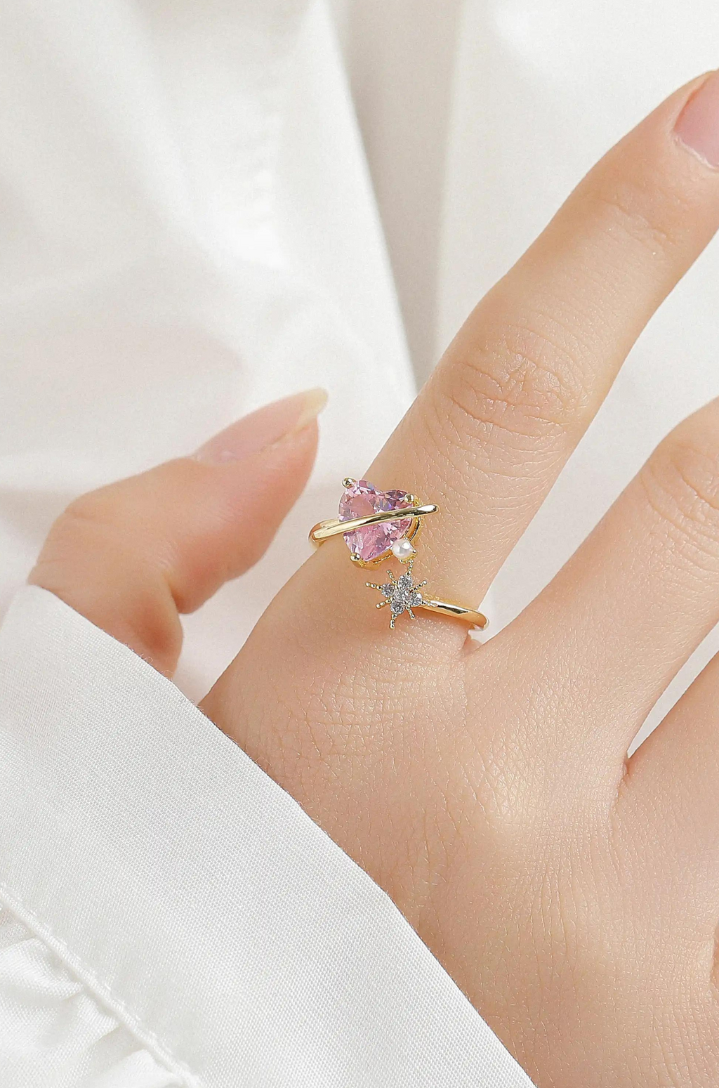 Sparkling Elevated Heart Ring