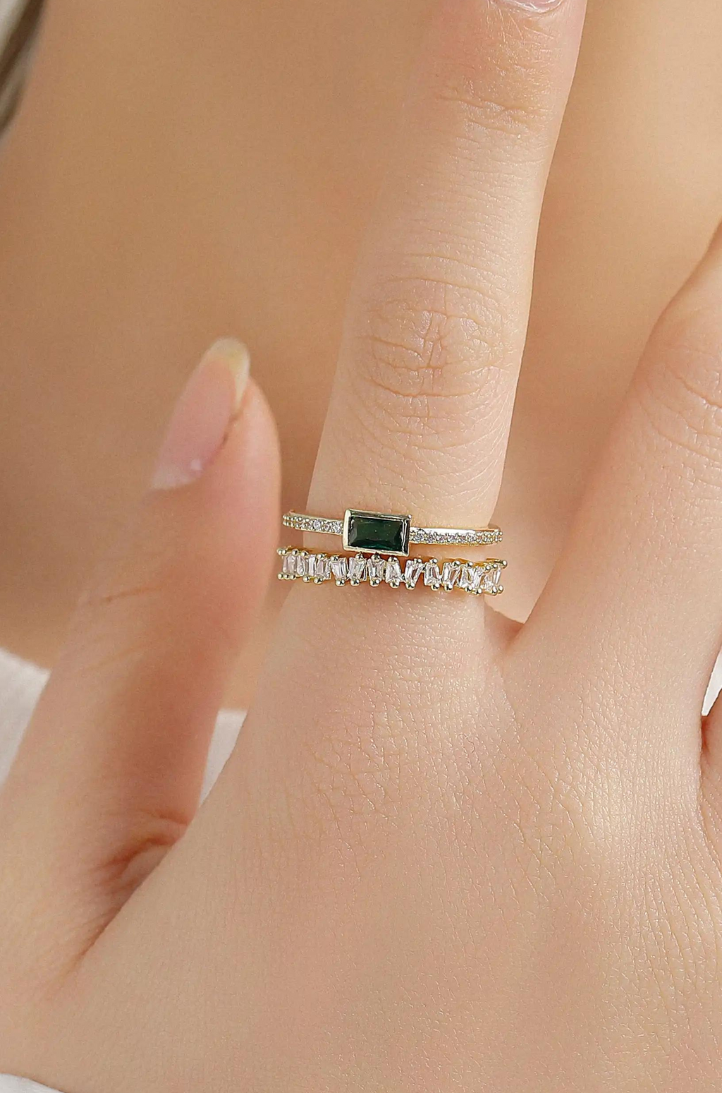 Green Emerald Ring