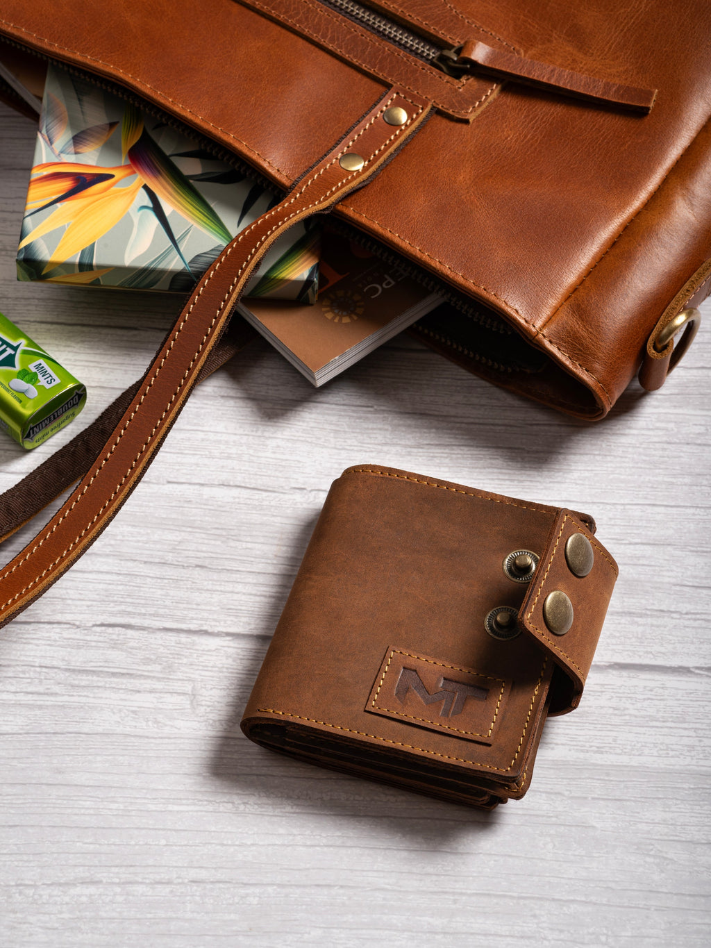 Swift Hold Wallet - Tan Brown