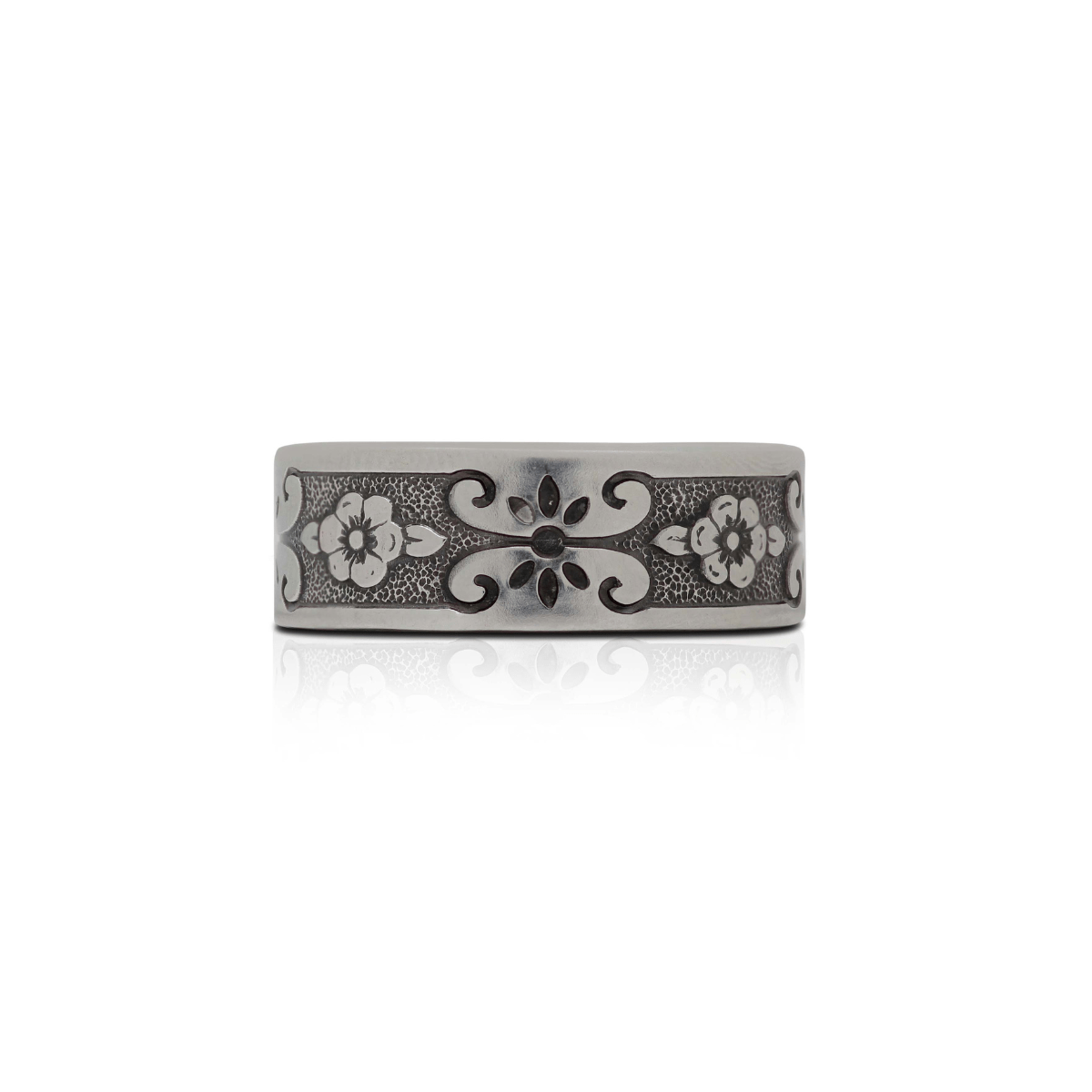 Nova Spoon Ring
