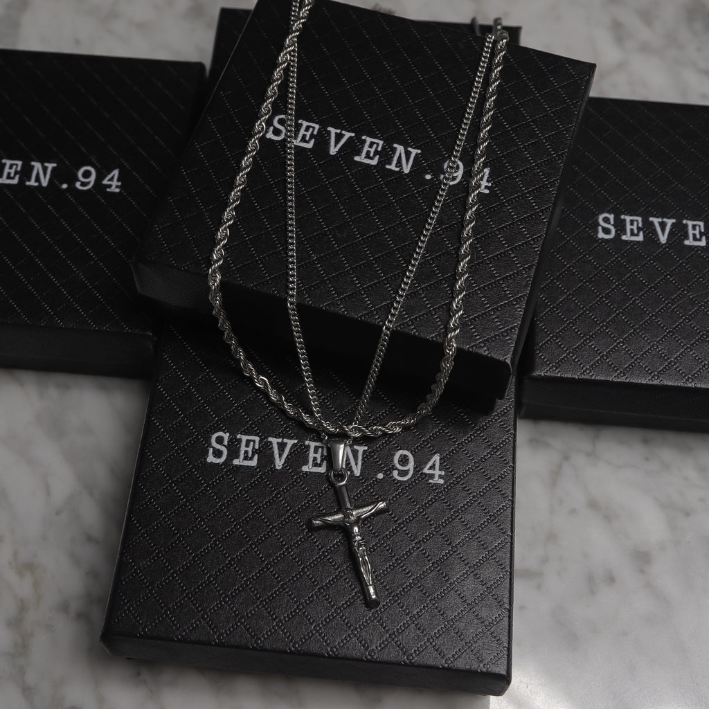 Crucifix Pendant Rope Gold Set