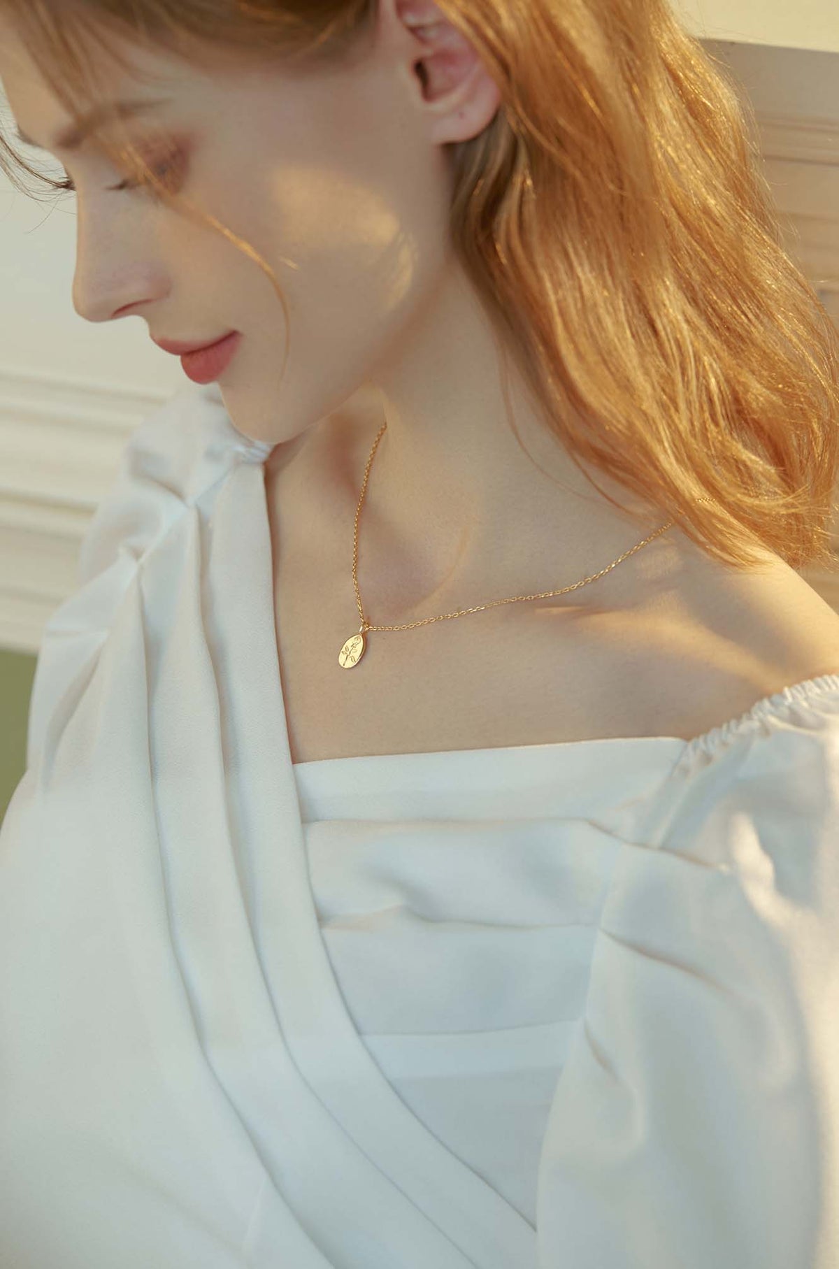 Oval Pendant Necklace