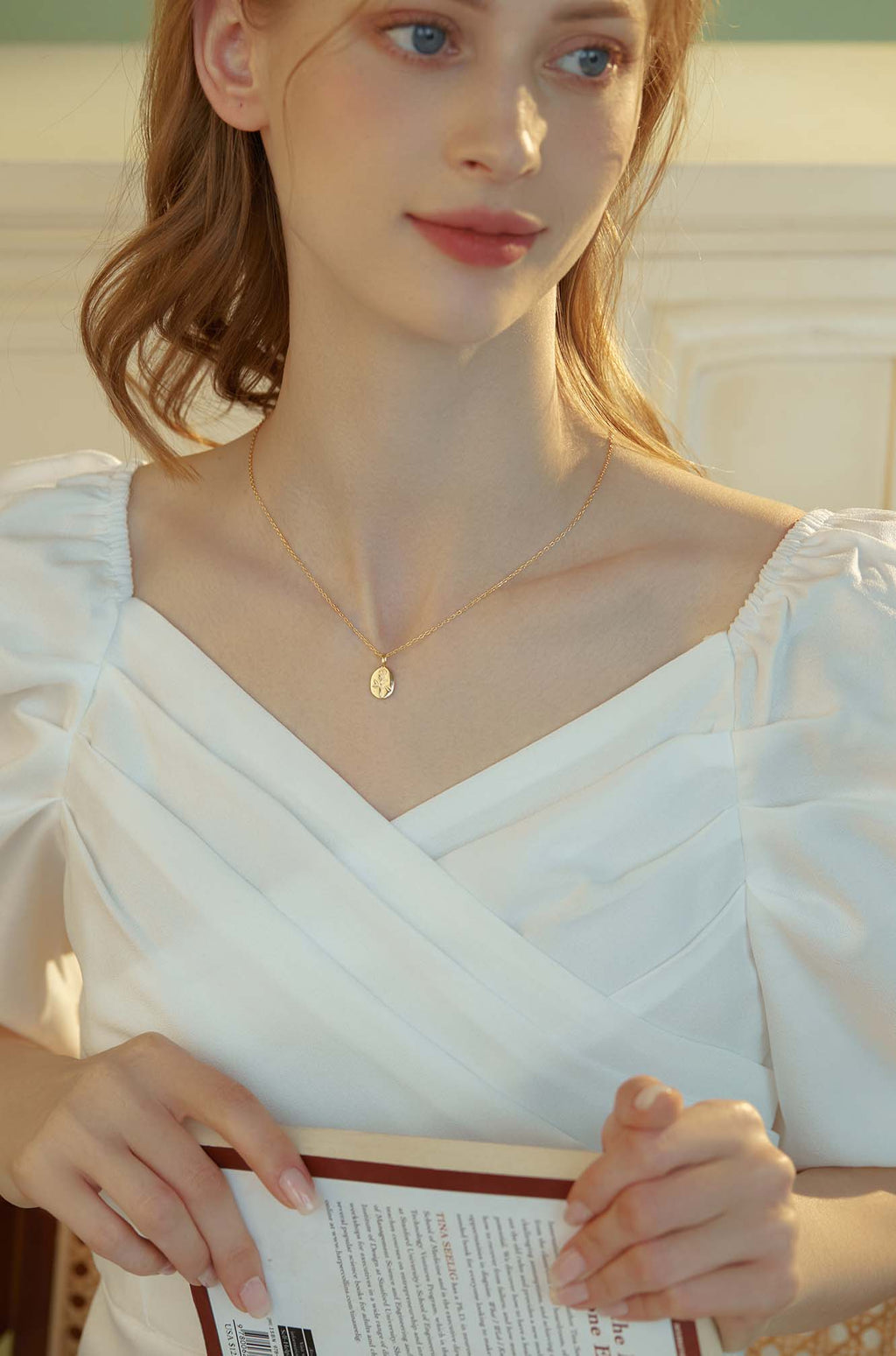 Oval Pendant Necklace