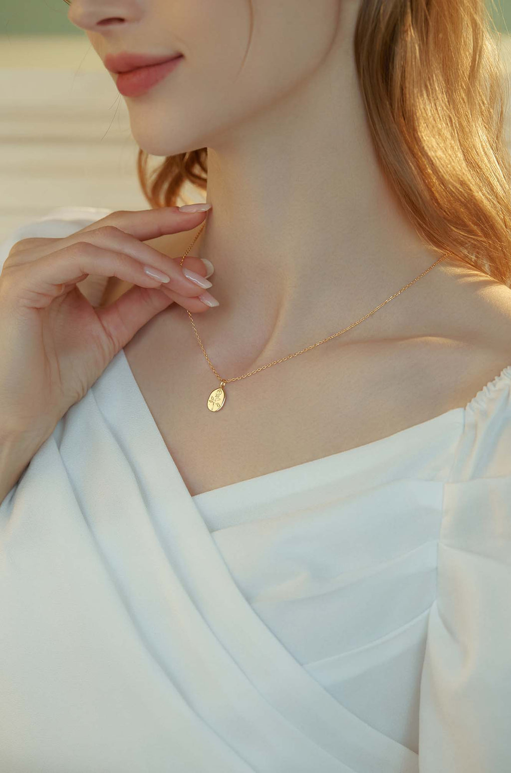 Oval Pendant Necklace