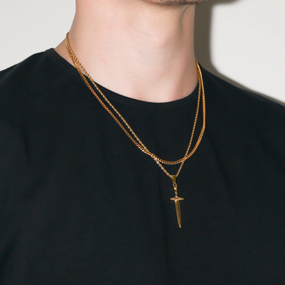 Dagger Pendant Set