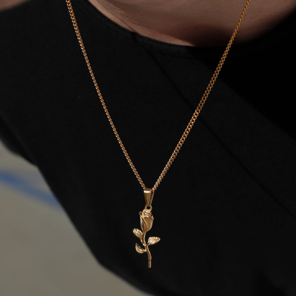 Rose Pendant Silver Rope Set