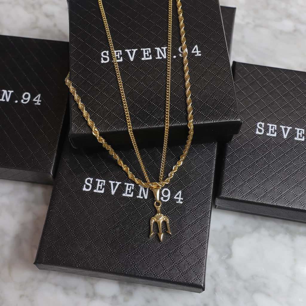 Neptune's Trident Pendant Gold Set