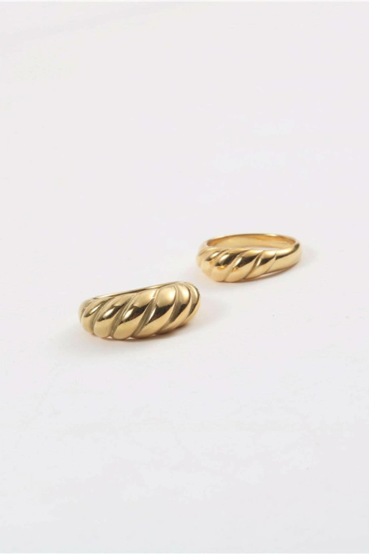 Waterproof 18K Gold-Plated Croissant Ring